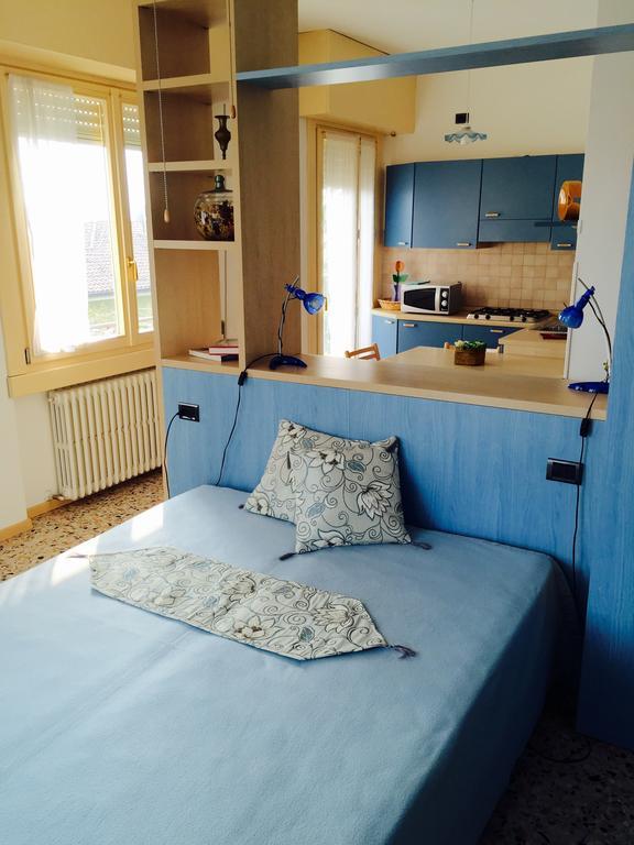 Ai Colli B&B Saló Habitación foto