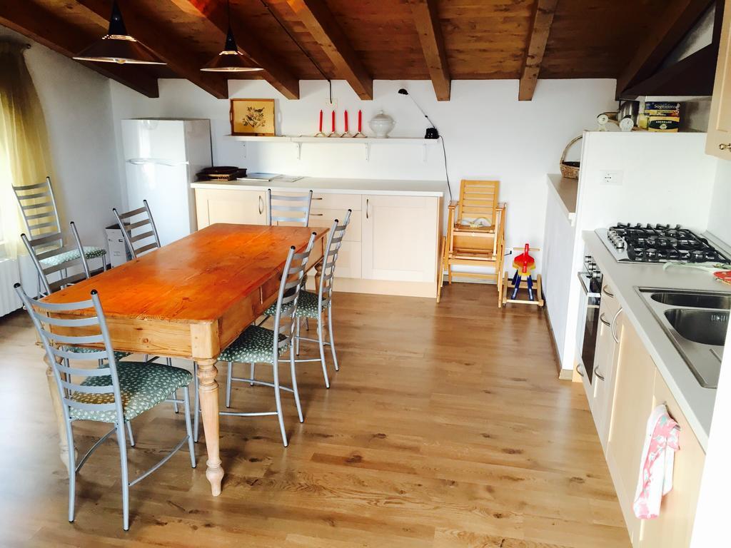 Ai Colli B&B Saló Habitación foto