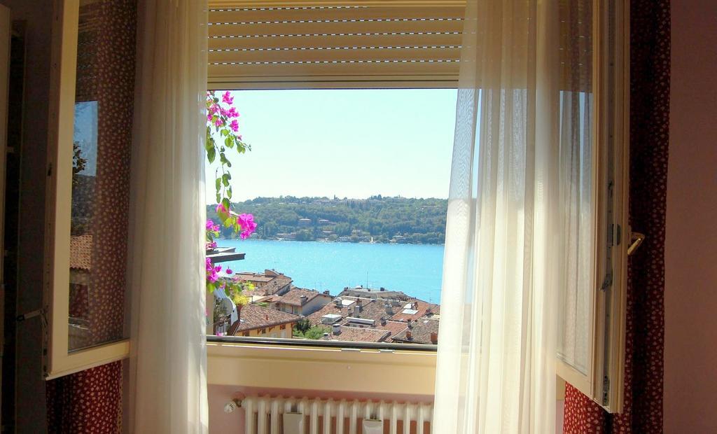 Ai Colli B&B Saló Habitación foto